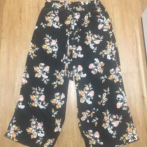 Wide leg pants from Who What Wear